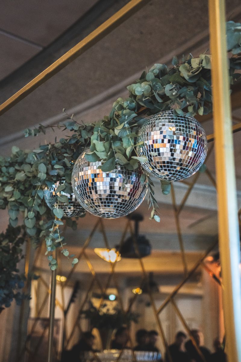 ambiance-soiree-dansante-mariage-versailles